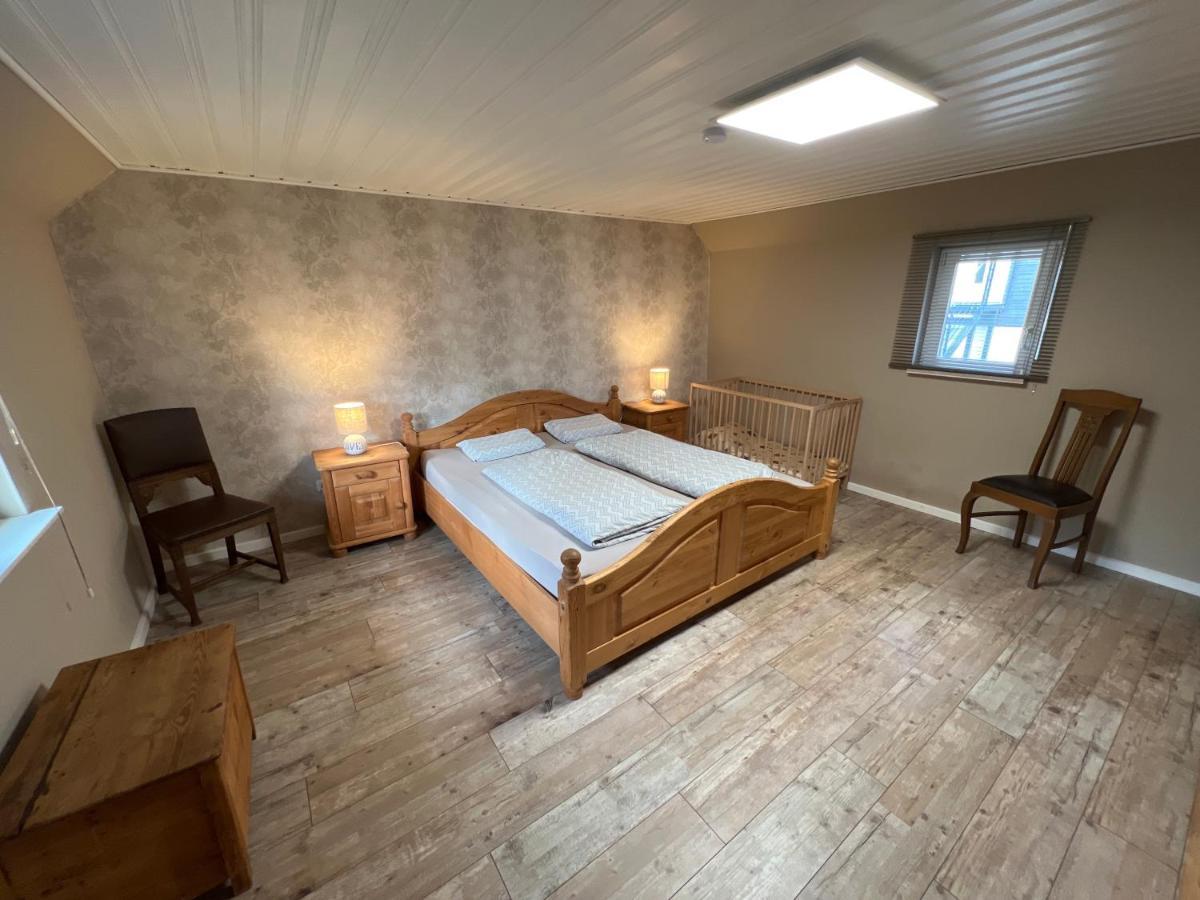 300 Jahre Altes Renoviertes Fachwerkhaus Villa Peterslahr Eksteriør bilde